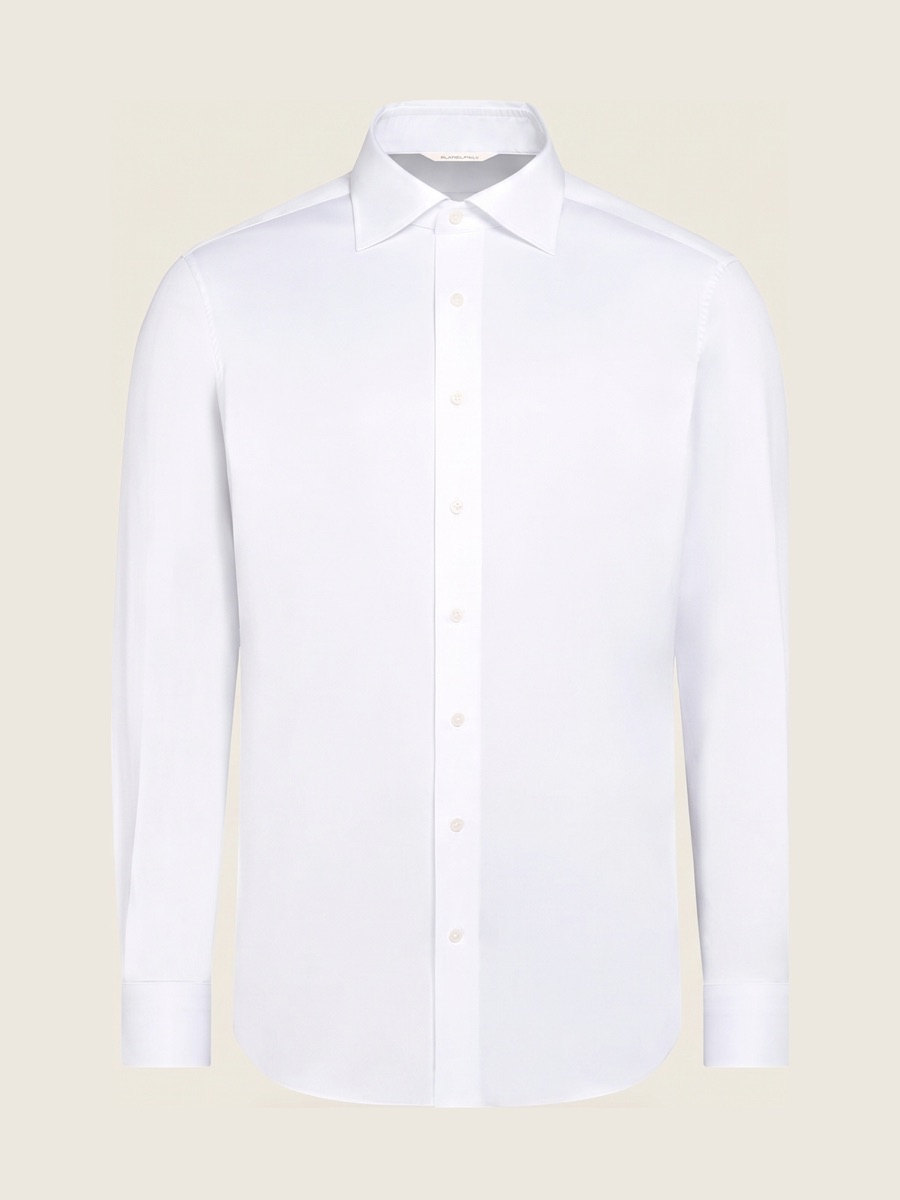 White shirt, spread collar, studio packshot